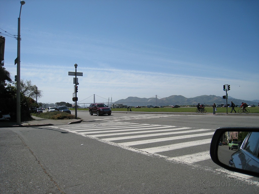 2011 Bay 2 Breakers Friday 0270.JPG - I was able to participate in the 100th annual running of the Bay to Breakers 12K race in San Francisco California. A weekend for sightseeing and racing.
